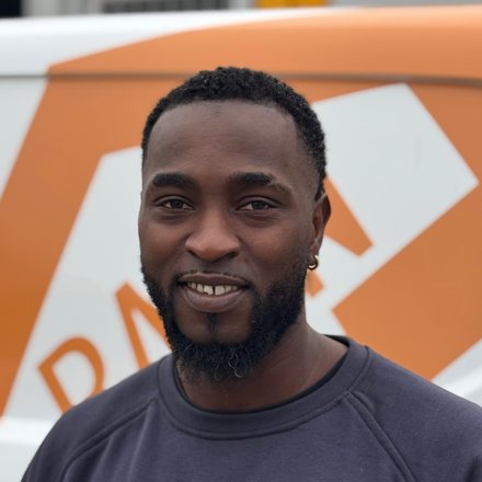 Portrait d'Edgar Tavares, directeur général et cofondateur de BARN BTP